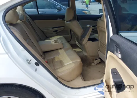 2011 Honda Accord 2.4 Se z USA, uszkodzony, nr VIN 1HGCP2F60BA017072